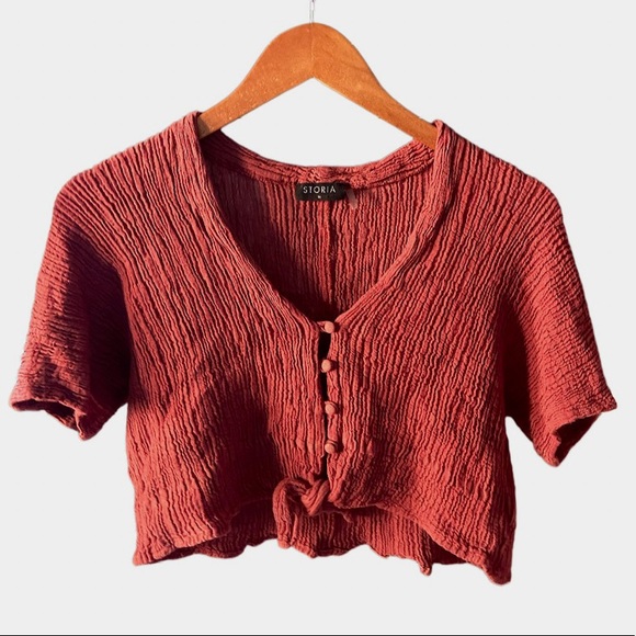 STORIA Rust Crinkle Cut Cropped Tie Waist Top - Picture 1 of 5